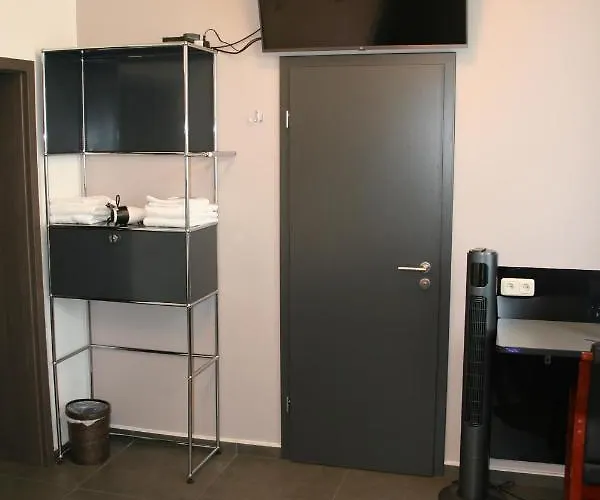 Mar Отель Marburg